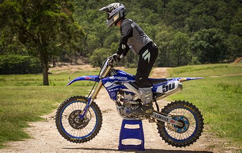 FMX Poses に対する画像結果