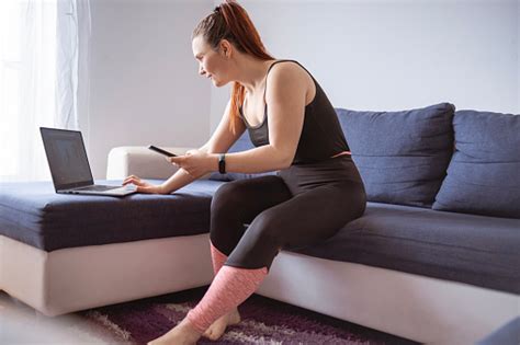 Toradh íomhá ar Setting Up Laptop