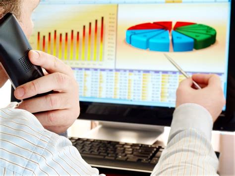 Micro-cap Investing - Is Smaller Better? The Pros and Cons