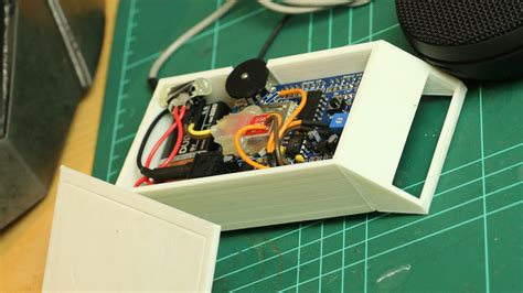 Voice Modulator Device Telephone に対する画像結果