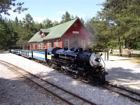 تصویر کا نتیجہ برائے Camera for Model Train Locomotives