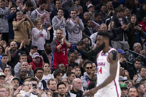 Image result for NBA 2K2 Crowd