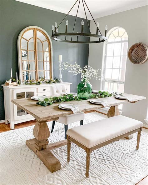 Afbeeldingsresultaten voor Rectangular Natural Light Wood Dining Room Table