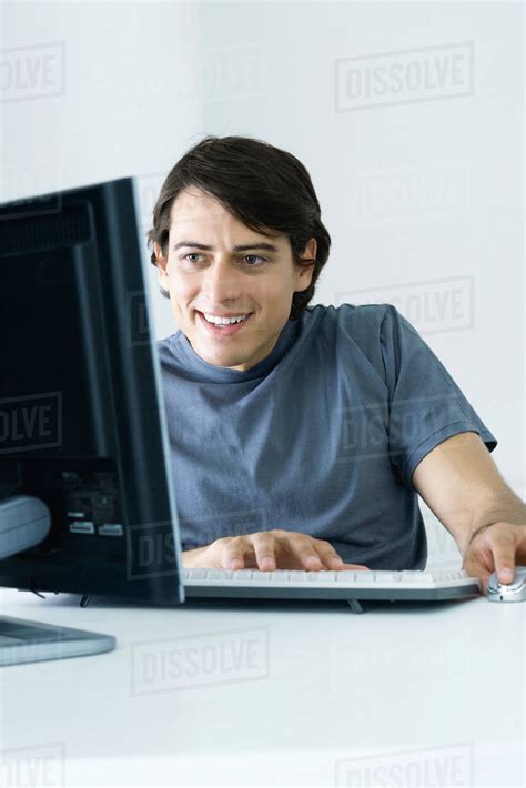 Man Using Desktop に対する画像結果