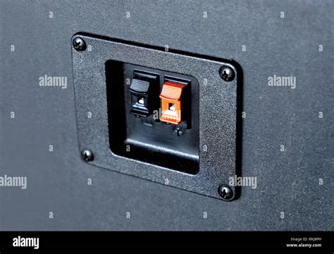 Toradh íomhá ar Connection Box Side View