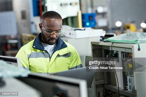 Toradh íomhá ar Process Sampling Cabinet