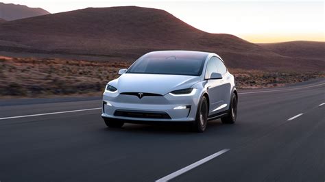 Tesla Model X Price in India に対する画像結果