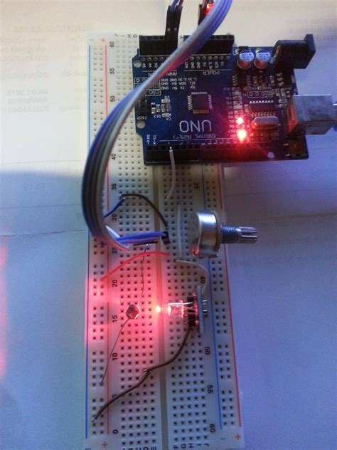 Simulink PID Controller Example に対する画像結果