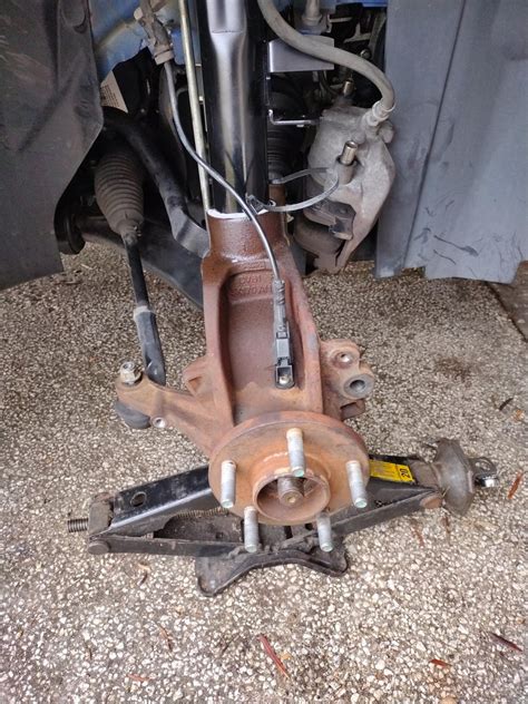 2016 Ford Escape Strut Replacement に対する画像結果