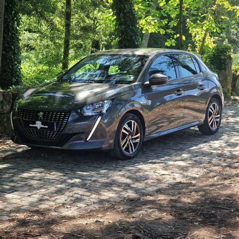 Image result for Nicola Car Stands Paredes