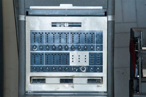 Image result for Old Wireframe Computer