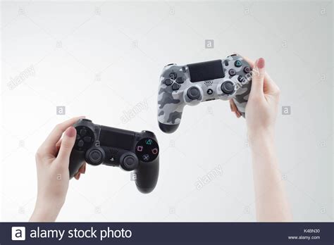 Left Hand PS4 Controller に対する画像結果