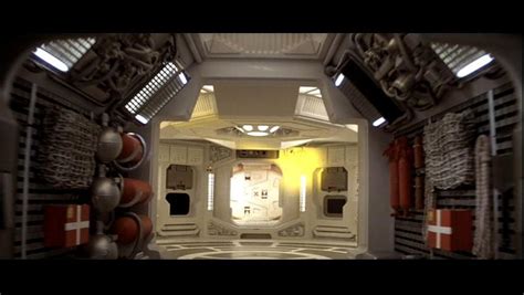 Toradh íomhá ar Alien Covenant Airlock Scene