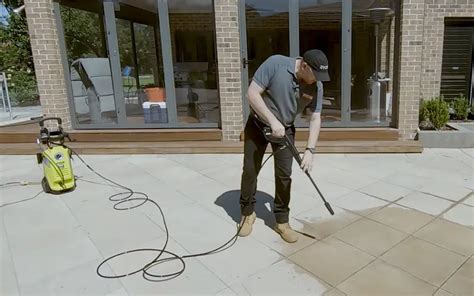 How to How to Adjust the Pressure On a Pressure Washer に対する画像結果