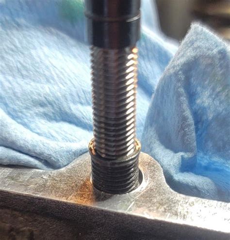 Toradh íomhá ar Epoxy Repair Internal Threads