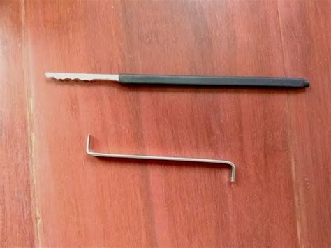 Homemade Lock Picks に対する画像結果