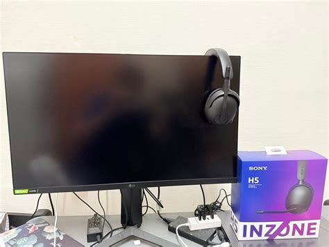 Afbeeldingsresultaten voor LG Altra Tech Light Logitech