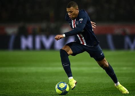 Bildergebnis für Mbappe Speed Record