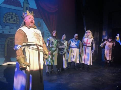 Llap Goch Monty Python-साठीचा प्रतिमा निकाल