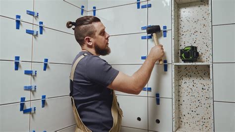 Afbeeldingsresultaten voor Installing Ceramic Tile