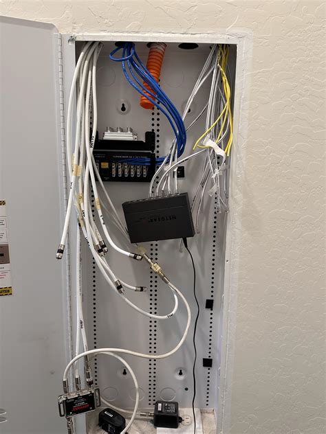 Image result for Netgear 24-Port Switch Icon