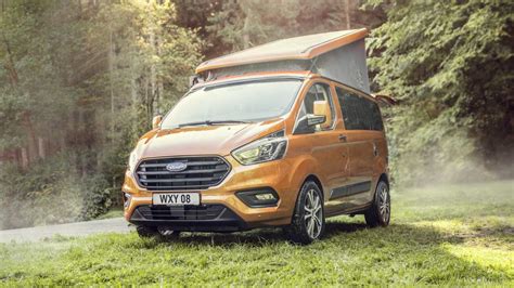 Toradh íomhá ar Ford Transit Custom Camper in Peppermint Green