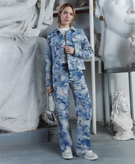 Clothing, shoes, accessories for women - buy with European delivery at ...