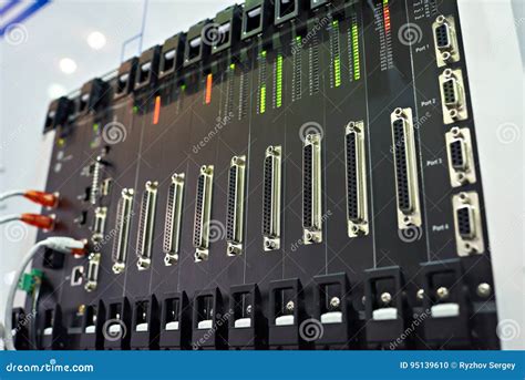 Afbeeldingsresultaten voor Programmable Logic Controller Modern