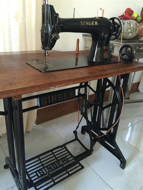 Afbeeldingsresultaten voor Singer 9W Sewing Machine