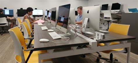 Toradh íomhá ar Wayne State Basement Computer Lab