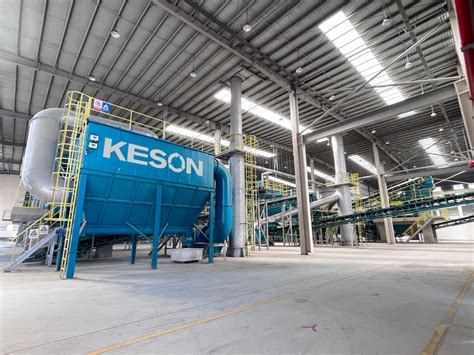 Recycling Sorting Machine に対する画像結果