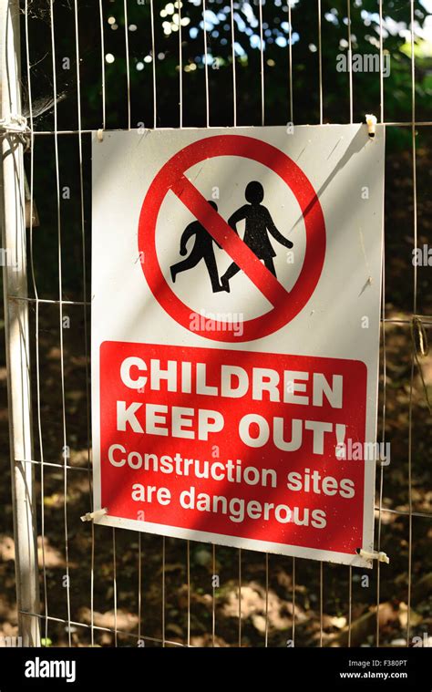 Caution Unsafe Building and Do Not Enter に対する画像結果