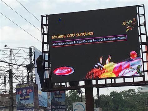 LED Advertising Display に対する画像結果