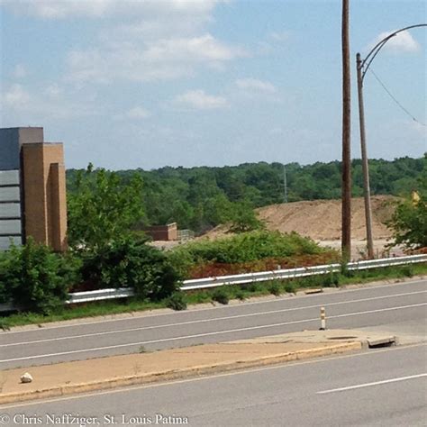 Crestwood Mall Dead Mall に対する画像結果