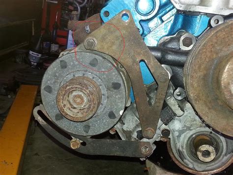 AMC 360 Alternator Bracket に対する画像結果