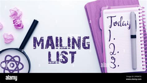 Toradh íomhá ar Add People to a Distribution List