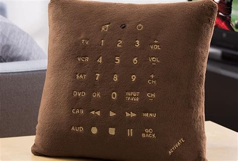 LED Remote Control Pillow に対する画像結果