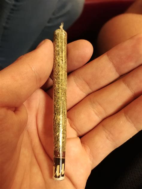 Toradh íomhá ar Kush Blunt
