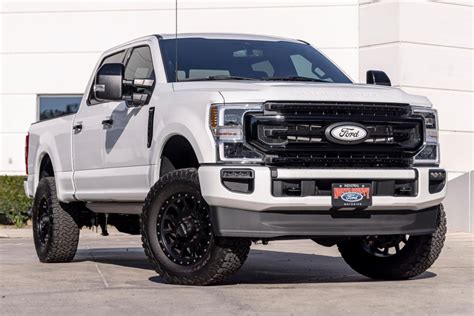 Toradh íomhá ar 2021 Ford F 250 Platinum