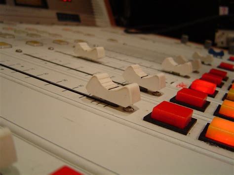 Radio Station Soundboard に対する画像結果