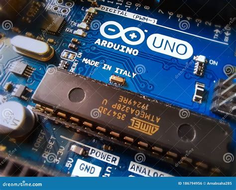 Arduino Stock-Photo に対する画像結果