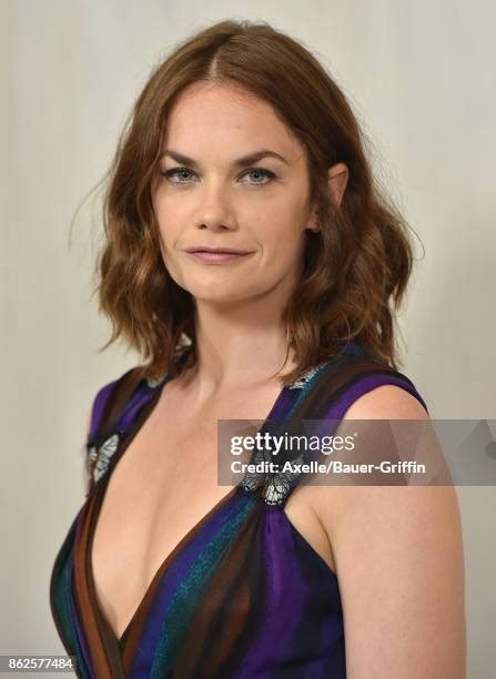 Ruth Wilson Modelling に対する画像結果