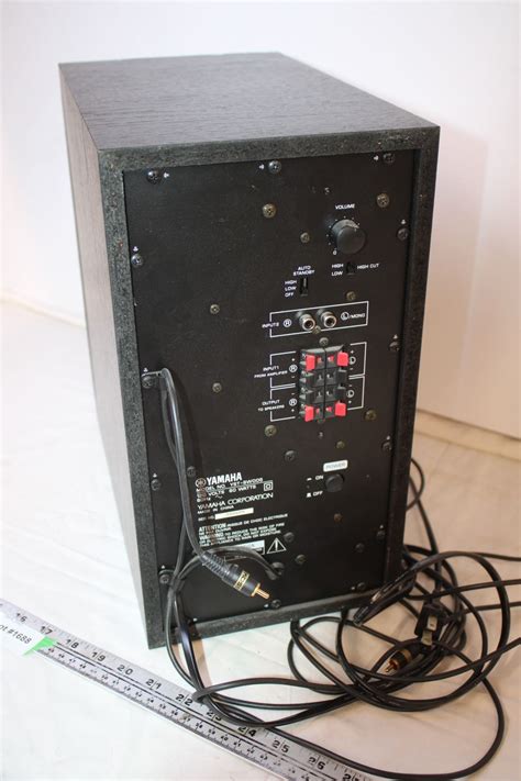 تصویر کا نتیجہ برائے Yamaha Subwoofer