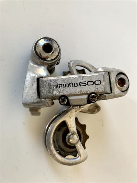 Vintage Shimano 600 6207 Rear Derailleur に対する画像結果