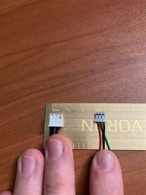 Toradh íomhá ar Serial Data Connector Identification