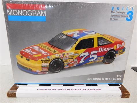 Monogram Racing Models に対する画像結果