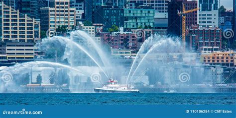 Afbeeldingsresultaten voor Deep Learning Attention Visualization Fireboat Spraying Water