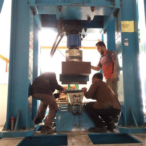 Horizontal Loading Test Reaction Frame に対する画像結果