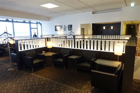 Ana First Class Lounge Narita に対する画像結果