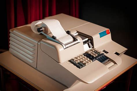 Toradh íomhá ar The First Desktop Computer Programma 101